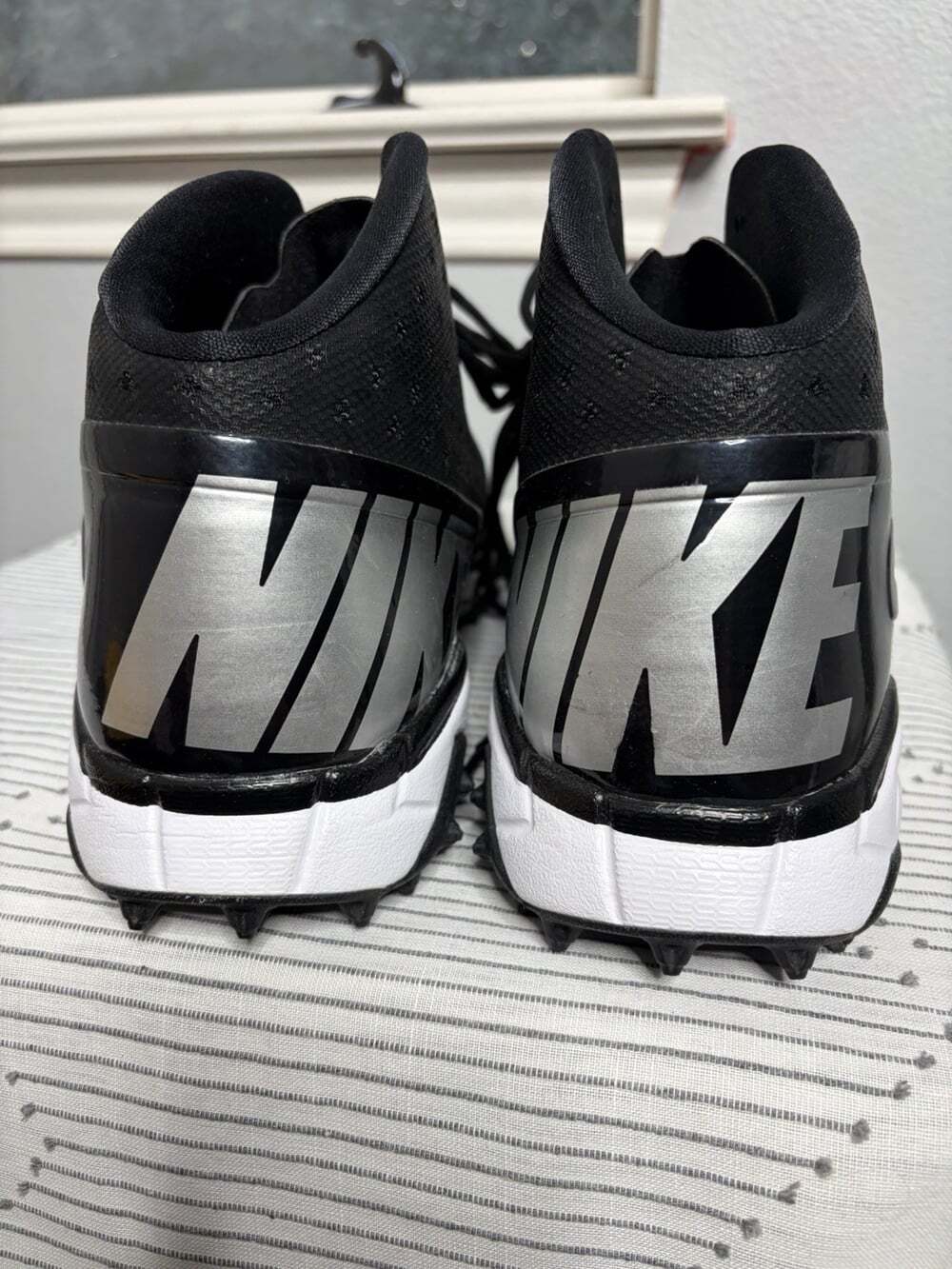 Nike Vapor Pro 3/4 Destroyer Turf Cleats Men’s 14.5 Black Silver 527879-001 NWOB - Picture 4 of 7